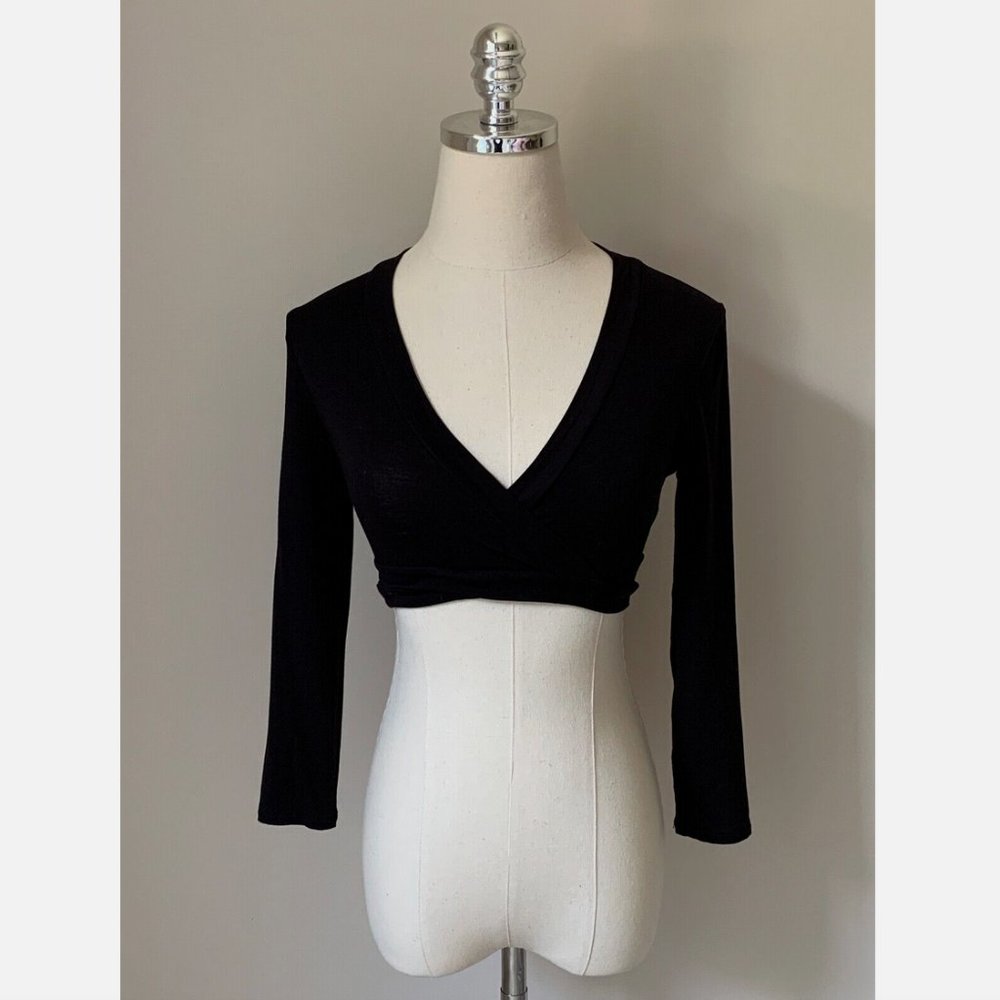 BCBG Maxazria 'Lorren' Cutout Crop Top - Black - Size XXS